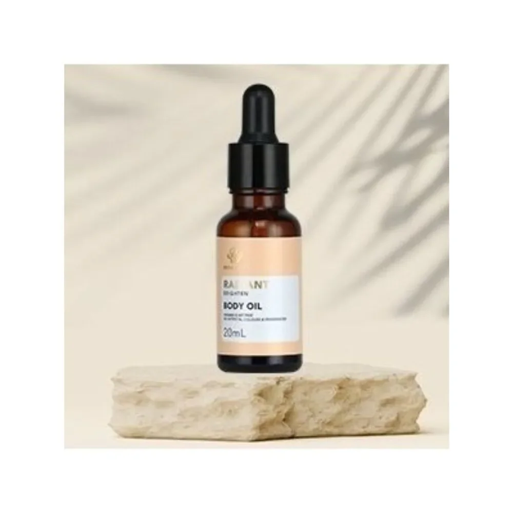 Radiant Brighten Face Serum, Body Oil, Face Oil & Clay Mask 4 PCS Set